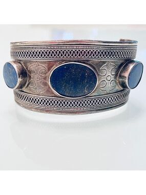 Vintage Lapis Lazuli Large Bali Design Filigree Cuff Bracelet in Sterlin…